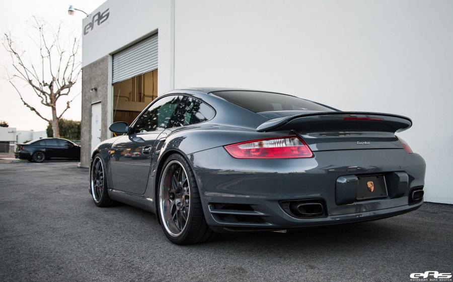  Porsche 911 Turbo by EAS 2017 года  (фото 2 из 6)